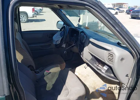 2003 Chevrolet S-10 Ls from USA, damaged, VIN 1GCCS19X338144354